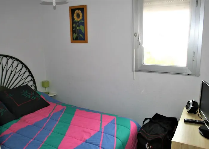 Апартаменты Between Sea And Marina *